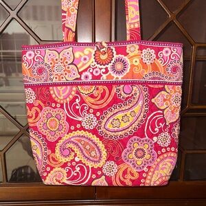 Vera Bradley Vibrant Paisley Diamond Quilted Tote Bag NWOT